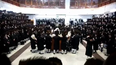 נעילת החג בחצר הקודש סאטמאר בני ברק 
