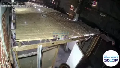 אינטערסאנט: א טיימליין ווי די וויזניצע סוכה אין בארא פארק ווערט צאמגענומען