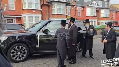 כ"ק אדמו"ר ממונקאטש שליט"א באזוכט אין לאנדאן