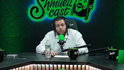 שמולי קעסט האלט אפ א הערליכע שמועס מיטן קאו האוסט נחום העכט