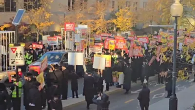 פולע גאלעריע פון די פראטעסט קעגן גזירת הגיוס אין מאנטריאל