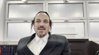 א הערליכע מעשה "ער האט געחליש'ט ווען הער האט געזעהן דע טשעק" - דורך הרב אליהו שווארץ ביים שיעור פון עמוד היומי דרשו - פסחים דף מח