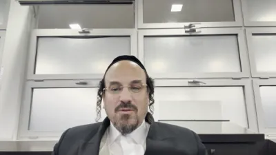 א הערליכע מעשה "פון השגחה פרטית מחזיר בתשובה געוועהן א איד פון תפיסה" - דורך הרב אליהו שווארץ ביים שיעור פון עמוד היומי דרשו - פסחים דף נא