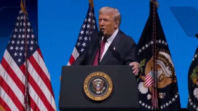 טראמפ דערקלערט די ענדע פון קאמוניסטן און מארקסיסטן און גלאבעליסטן