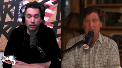 טאקער קארלסאן אנטשולדיגט זיך פאר קריסטן וואס זענען ציונים 