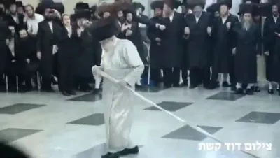 שמחת החתונה בחצר הקודש לעלוב