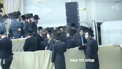 שמחת החתונה בחצר הקודש לעלוב