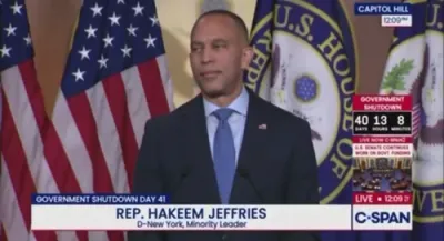 דזשעפריס פארטיידיגט שומער'ס פירערשאפט אפילו ער באקומט היץ פון דעמאקראטן 