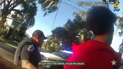 פאליציי ארעסטירן 21 יעריגער פארשוין נאכדעם וואס ער האט געסטראשעט א מענטש און נאכגעיאגט.