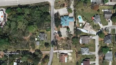 באנק רויבער וואס האט זיך געמאכט הינקעדיג לויפט אוועק געזונט און פריש