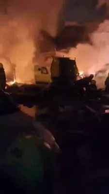 א פאליציי סטאנציע אין אינדיע האט אויפגעפלאקערט