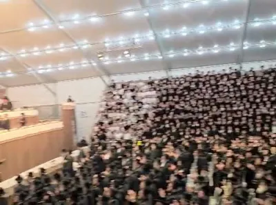 צענטראלע מעמד ירושלים של מעלה בראשות כ"ק אדמו"ר מסאטמאר שליט"א 