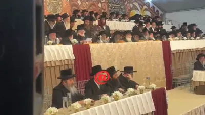 צענטראלע מעמד ירושלים של מעלה בראשות כ"ק אדמו"ר מסאטמאר שליט"א 
