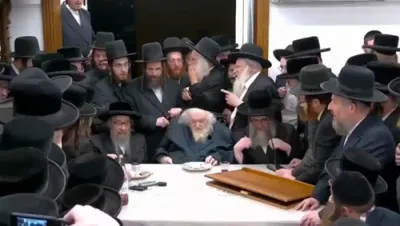 דייני ורבני סאטמאר באזוכן ביי כ"ק גאב"ד ירושלים שליט"א