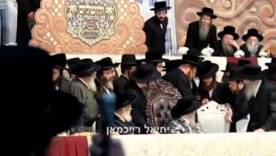 ווידיאו פונעם ערשיינונג פון הרה"ק רבי יעקב מאיר שעכטער שליט"א ביים מעמד ירושלים של מעלה 