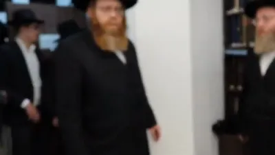 פולע ווידיאו: כ"ק אדמו"ר מסאטמאר שליט"א בביקור קודש ביי כ"ק גאב"ד ירושלים שליט"א 