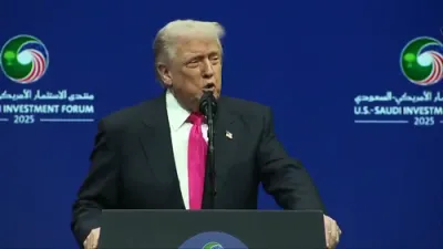 אמעריקאניש-סאודי אראבישע פארטנערשאפט פארברייטערט זיך ווען פרעזידענט טראמפ האט אנטפלעקט א $1 טריליאן אינוועסטמענט.