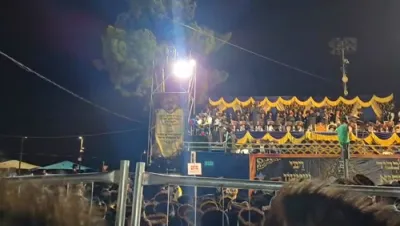 ערשטע חלק פון די גרויסארטיגע מעמד ההדלקה פון כ"ק אדמו"ר מסאטמאר שליט"א אין מירון