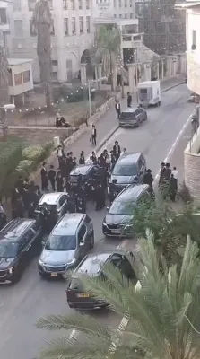 כ"ק אדמו"ר מסאטמאר שליט"א פארלאזט בני ברק אויפן וועג אהיים קיין ניו יארק