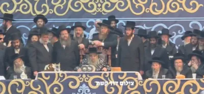 די מעמד אין בני ברק בראשות כ"ק אדמו"ר מסאטמאר שליט"א 