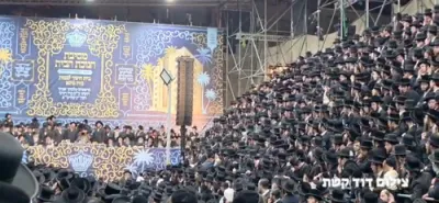 די מעמד אין בני ברק בראשות כ"ק אדמו"ר מסאטמאר שליט"א 