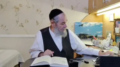 הרב ר'יעקב משה גאנץ שליט"א . יום ד פרשת ויצא