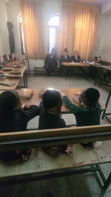 געסט פון די מסע הקודש דסאטמאר פארהערן די תלמידי כולל שומרי החומות