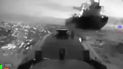 אוקריינא האט באמבאדירט רוסישע טאנקערס אין א געצילטע אטאקע 