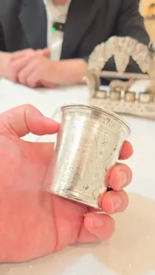 צום ערשטן מאל וועט די בעכער פון בת עין פארקויפט ווערן ביום היארצייט