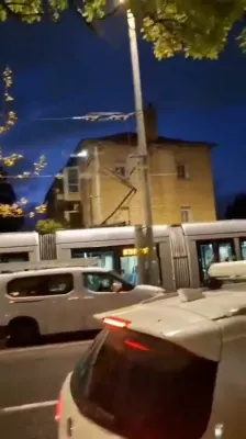 פונקן פייער ביי א באן אין ירושלים 