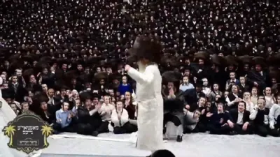 ערשטע ווידיאוס פון שמחת החתונה פון ערשטן אור אייניקל פון כ"ק אדמו"ר מסאטמאר 