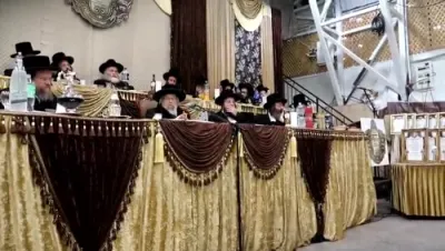 סיום מסכתות קידושין און סוכה בחצר הקודש פינסק קארלין