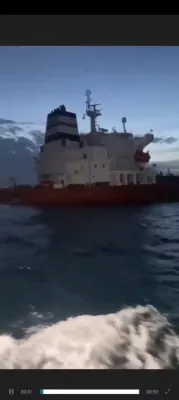 אוקריינא דראונס זינקן א רוסישע אויל טאנקער