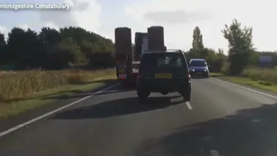 קאר דרייט זיך איבער נאך א פאליציי טשעיס