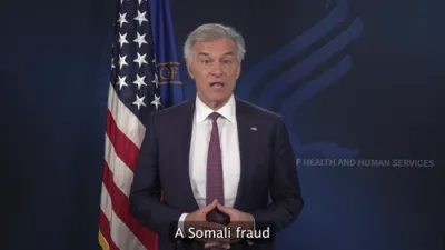 דאקטער אז קריטיקירט מיניסאוטע פאר די ביליאן דאלער שווינדל 