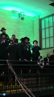 פולע ווידיאוס פון כ"א כסליו בחצר הקודש סאטמאר 