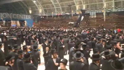 פולע ווידיאוס פון כ"א כסליו בחצר הקודש סאטמאר 