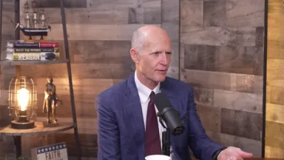 ריק סקאט ביל שיפט געזונטהייט קעיר דאלארן פון פארזיכערונגס פירמעס צו פאציענטן.