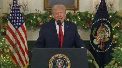 פרעזידענט טראמפ זאגט אז זיין פרעזידענטשאפט שטעלט אמעריקאנער נאכאמאל ערשט.