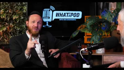 ארי חיימאוויטש פאדקעסט מיט ר' עזרא מעקס