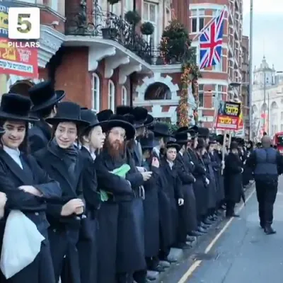 מחאה אדירה אין לאנדאן 