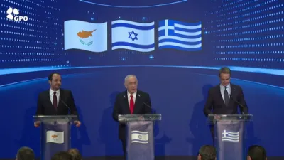 נתניהו טרעפט זיך מיט די גריכישע פרעזידענט 