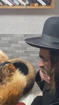 פולע גאלעריע פון שבת חנוכה אין אומן ביי כ"ק אדמו"ר מתורת חכם שליט"א 