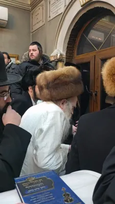 פולע גאלעריע פון שבת חנוכה אין אומן ביי כ"ק אדמו"ר מתורת חכם שליט"א 