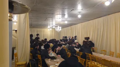 פולע גאלעריע פון שבת חנוכה אין אומן ביי כ"ק אדמו"ר מתורת חכם שליט"א 