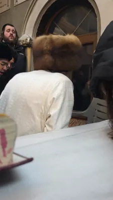 פולע גאלעריע פון שבת חנוכה אין אומן ביי כ"ק אדמו"ר מתורת חכם שליט"א 