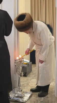 פולע גאלעריע פון שבת חנוכה אין אומן ביי כ"ק אדמו"ר מתורת חכם שליט"א 