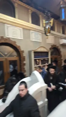 פולע גאלעריע פון שבת חנוכה אין אומן ביי כ"ק אדמו"ר מתורת חכם שליט"א 