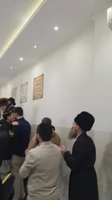 פולע גאלעריע פון שבת חנוכה אין אומן ביי כ"ק אדמו"ר מתורת חכם שליט"א 