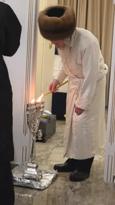 פולע גאלעריע פון שבת חנוכה אין אומן ביי כ"ק אדמו"ר מתורת חכם שליט"א 